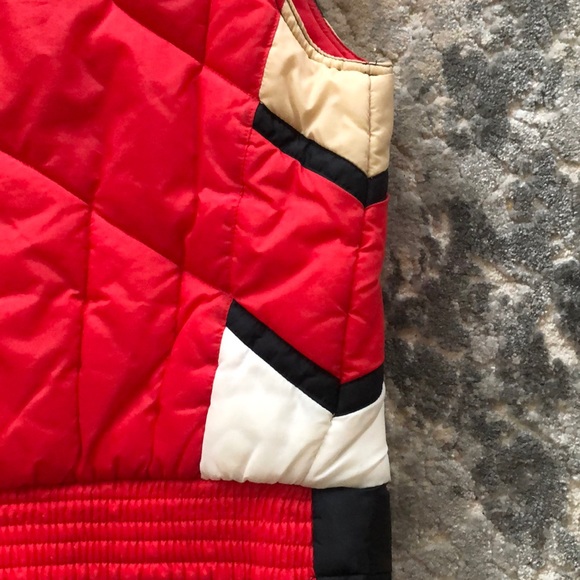 black and red vest - Picture 3 of 5